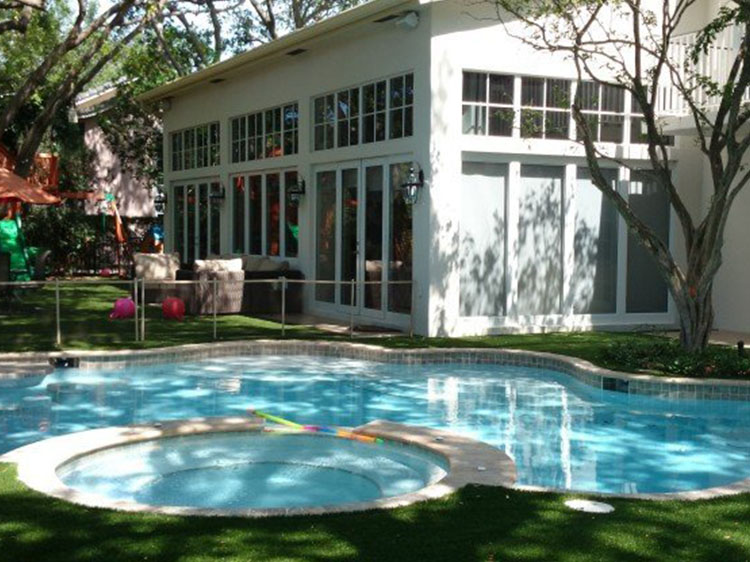 Design Your Dream Pool Discover the Incredible Benefits of the Best Artificial Turf in San Jose