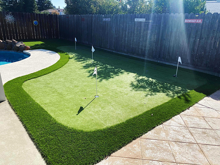 Synthetic Putting Green Installation in Orlando: Perks for Year-Round Play