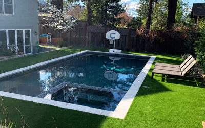 Is Synthetic Grass in Santa Rosa a Better Choice Than Natural Grass for a Pool Area?