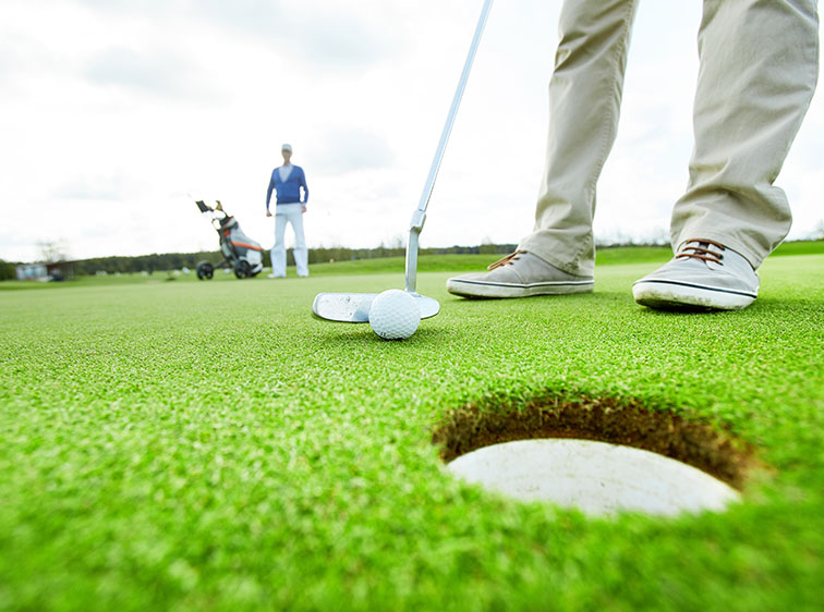 Prolong Your Playing Time: The Durability of Artificial Putting Green Grass in Boise, Idaho