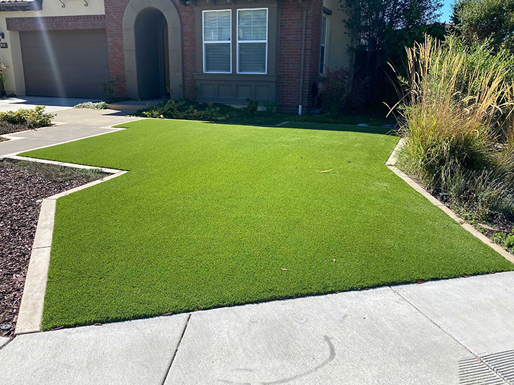 Cut Your Water Bill: The Effect of an Artificial Grass Installation on Outdoor Water Use