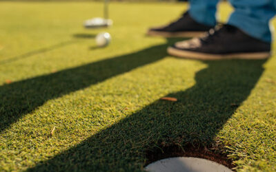 How Regular Practice on Artificial Grass Putting Green Can Lower Handicap