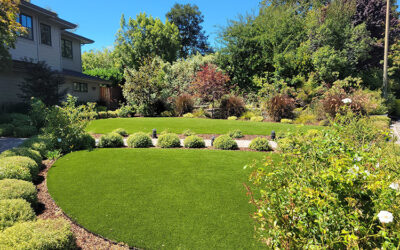 How to Blend Natural and Artificial Landscaping Elements in Your Home Garden